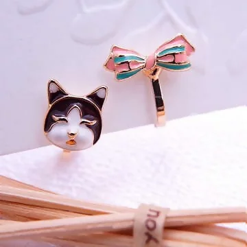小貓與領結×不對稱軟墊三角耳夾