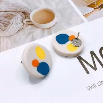 多彩斑點幾何圓×吊墜耳環