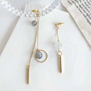 灰晶石一字桿圓環&times;不對稱吊墜耳環