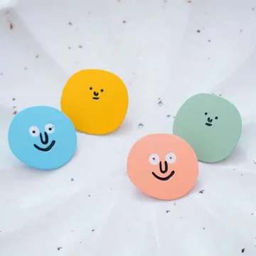 小明與他的朋友×不對稱吊墜耳環×共二色