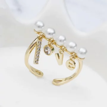 搖曳LOVE字母珍珠鋯石×開口戒指