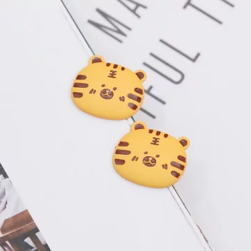 萌萌虎&times;耳環
