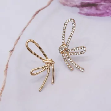金屬晶鑽蝴蝶結線條×不對稱耳環