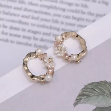 氣質金屬白花圈&times;耳環