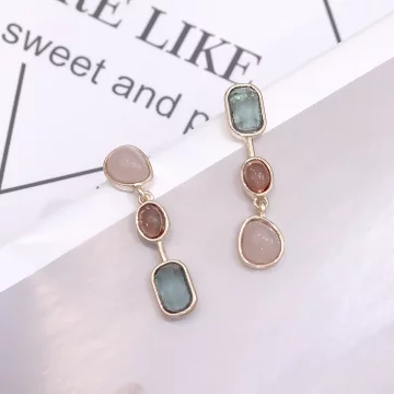 彩色琉璃寶石&times;不對稱吊墜耳環