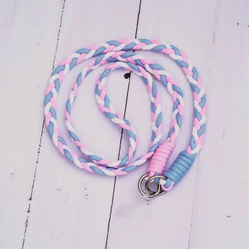 撞色麻花辮&times;手機斜背雙勾掛繩&times;藍粉