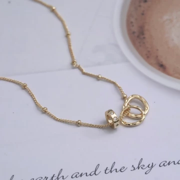 三環不規則圓圈&times;鎖骨項鍊&times;金色