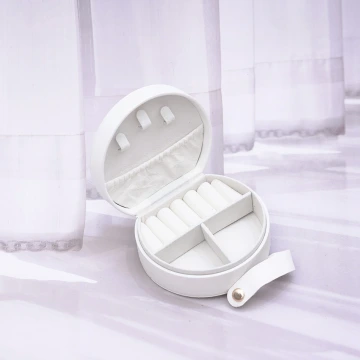 半月形皮革×小手提飾品盒×白色