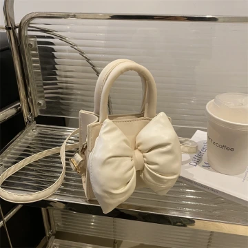 澎澎蝴蝶結小廢包×斜背包×白色