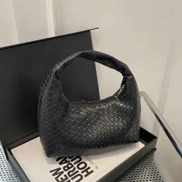 高級感壓紋餃子包&times;手提袋&times;黑色