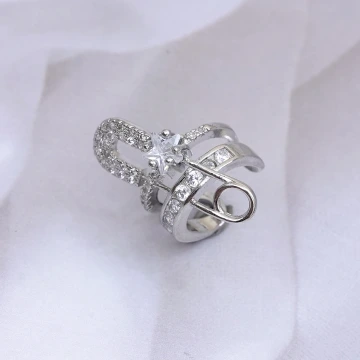 鑲鑽別針×單邊U型耳骨夾