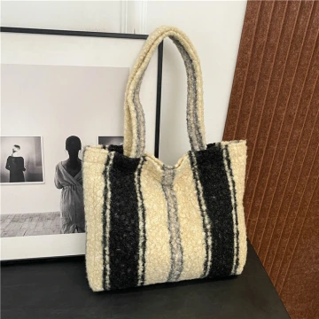 條紋羊羔毛×肩背包