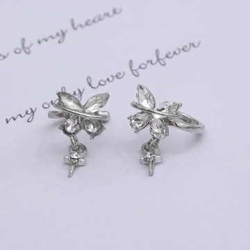 蝴蝶十字光芒×U型耳骨夾