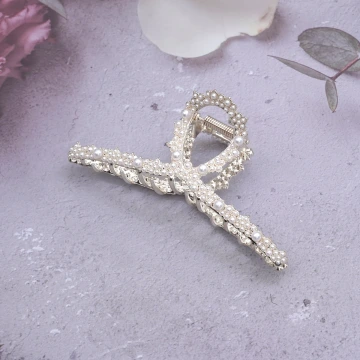 精緻細碎小珍珠&times;鯊魚夾