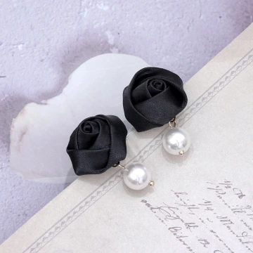 黑玫瑰珍珠×吊墜耳環