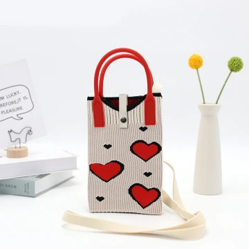 小小紅心×針織×斜背包