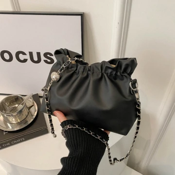 抓皺小水桶包×小香風鍊條斜背包×黑色