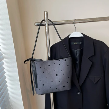 蝴蝶結緞帶小星星×肩背包