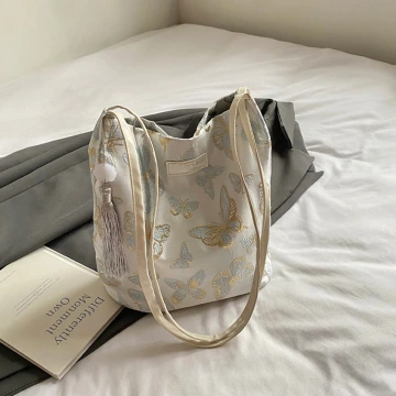 東方蝴蝶刺繡×肩背包×白色