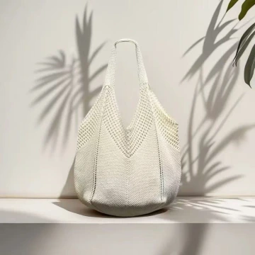 素色M型鏤空針織×肩背包×白色