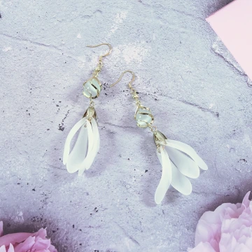 琉璃珠流蘇花瓣裙&times;吊墜耳勾