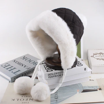 空氣菱格紋仿貂毛&times;毛帽&times;黑色