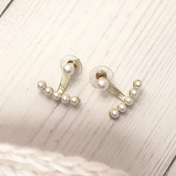 珍珠弧型&times;後掛式吊墜耳環