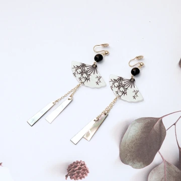 竹影古扇&times;蚊香盤U型耳夾