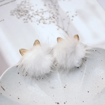 毛絨絨小白貓&times;吊墜耳環