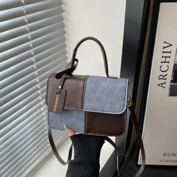 牛仔單寧皮革撞色&times;斜背包&times;深咖