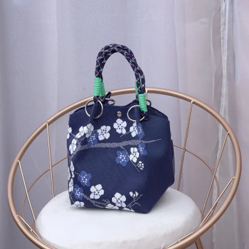 傲骨白梅&times;針織手提袋