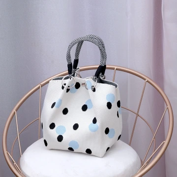 藍黑波點&times;針織手提袋