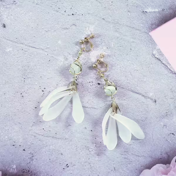 琉璃珠流蘇花瓣裙×螺旋耳夾