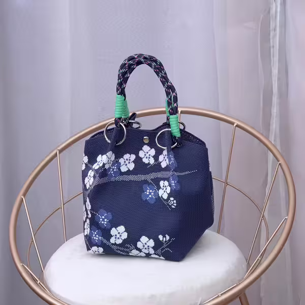 傲骨白梅&times;針織手提袋