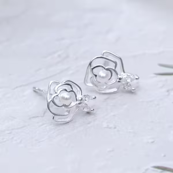 925銀針&times;鏤空山茶花珍珠&times;耳針