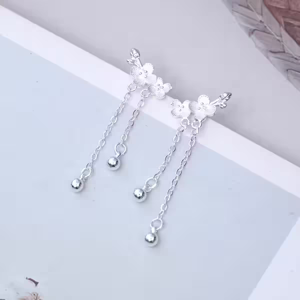 925銀針&times;梅花枝芽流蘇&times;耳針