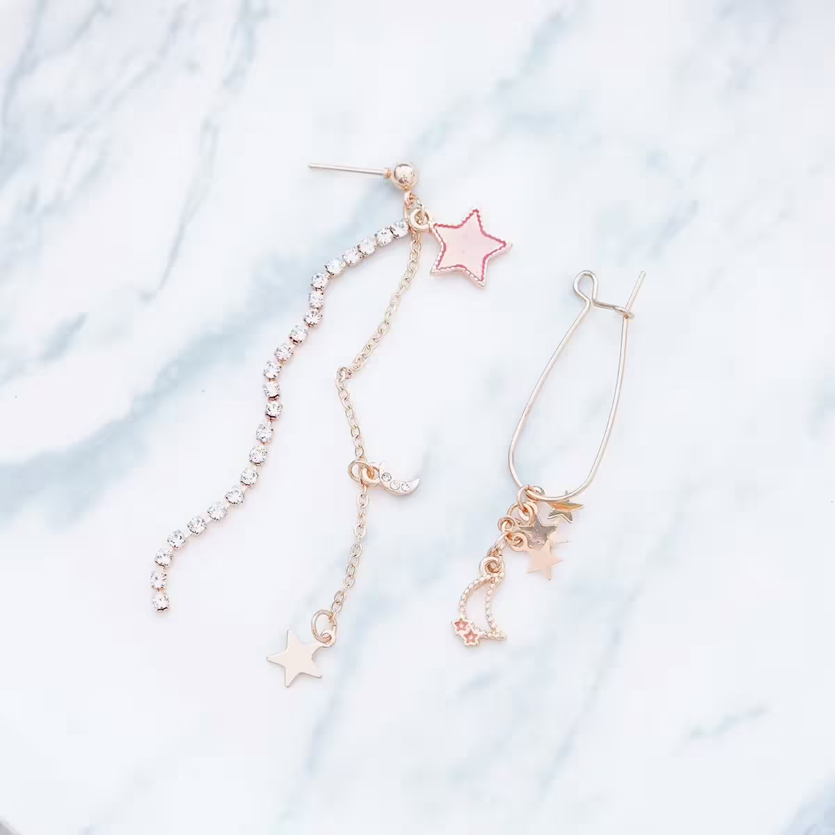 長條晶鑽星星月亮×不對稱吊墜耳勾×共二色-第3張