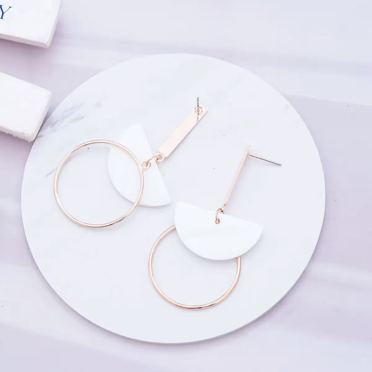 半圓貝殼長桿圓環×吊墜耳環-第4張