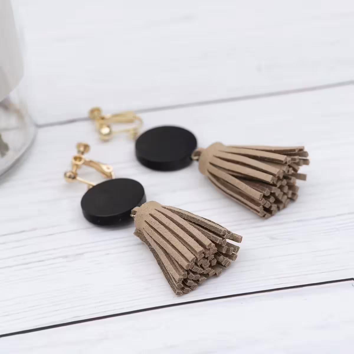 麂皮流蘇黑色圓木&times;螺旋耳夾-第3張