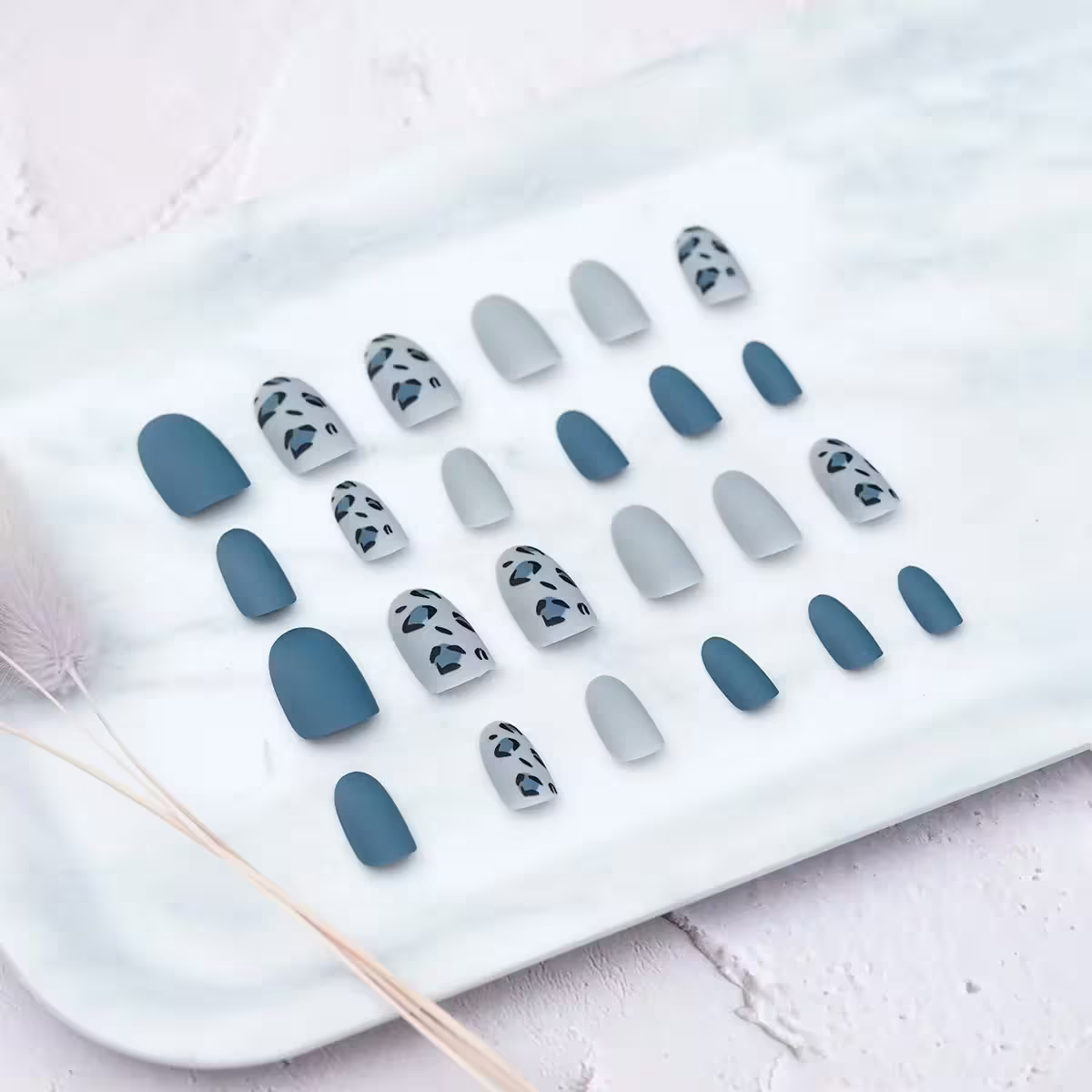 灰藍豹紋撞色霧面&times;穿戴式手指甲片&times;二十四入 -第1張