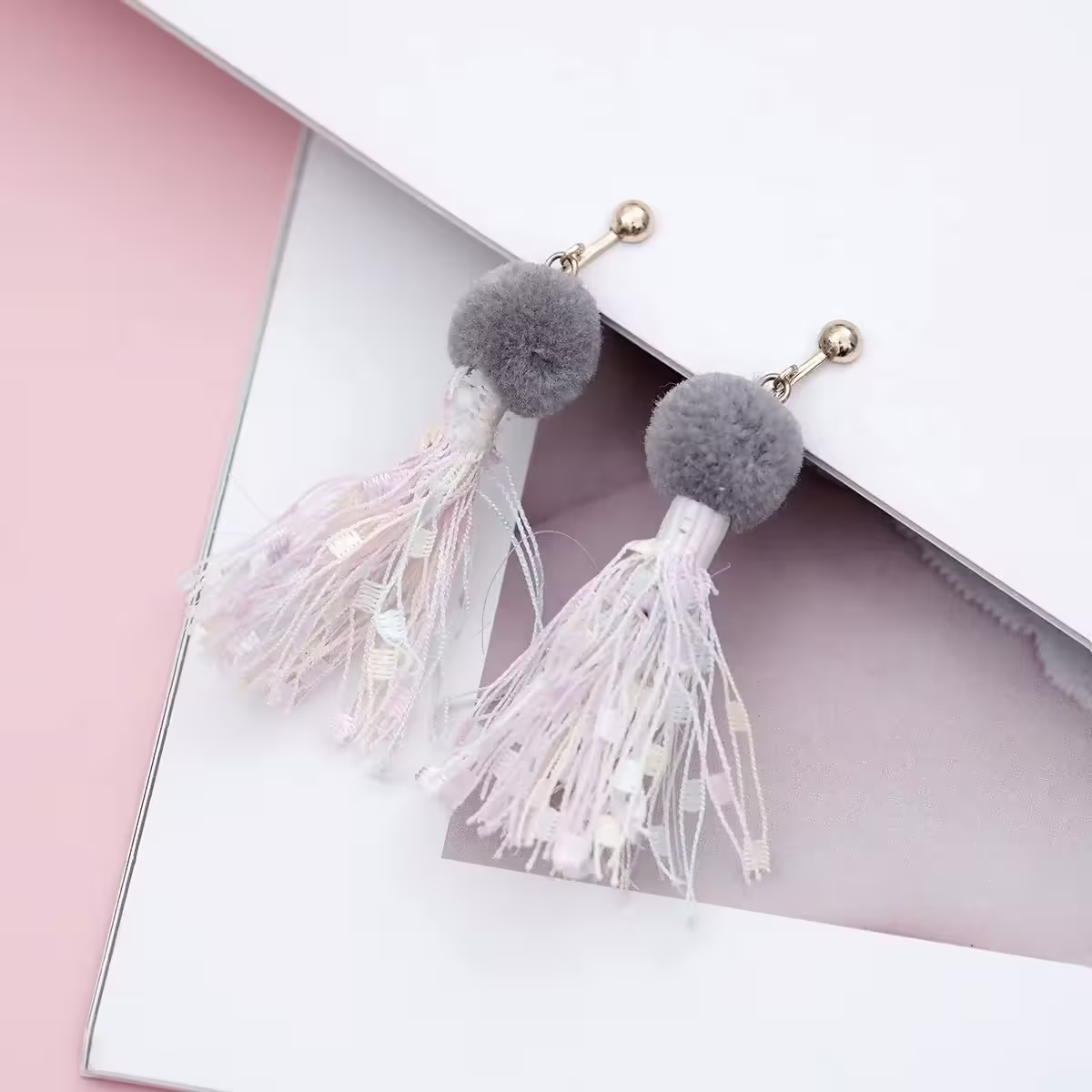 晴天娃娃毛球流蘇×螺旋耳夾-第1張