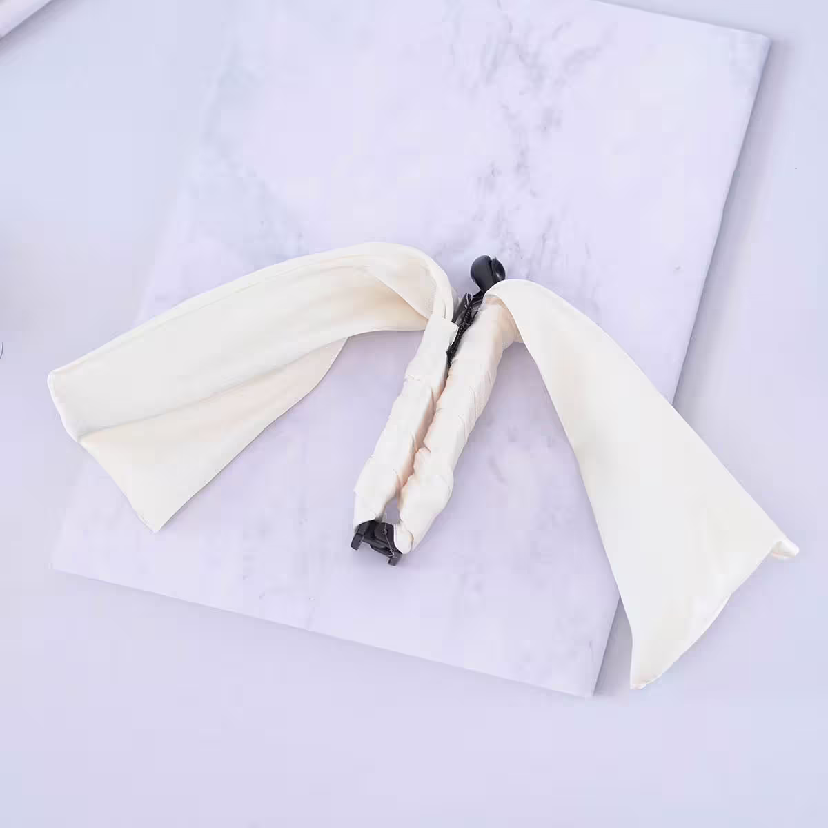  兔耳緞布×香蕉夾×共三色-第3張