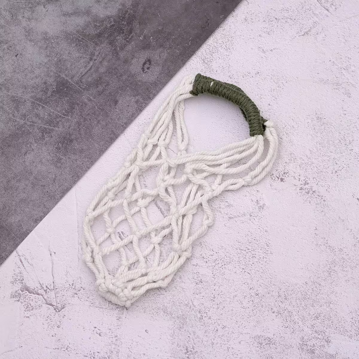 撞色鏤空網編×飲料水瓶提袋×綠白-第1張