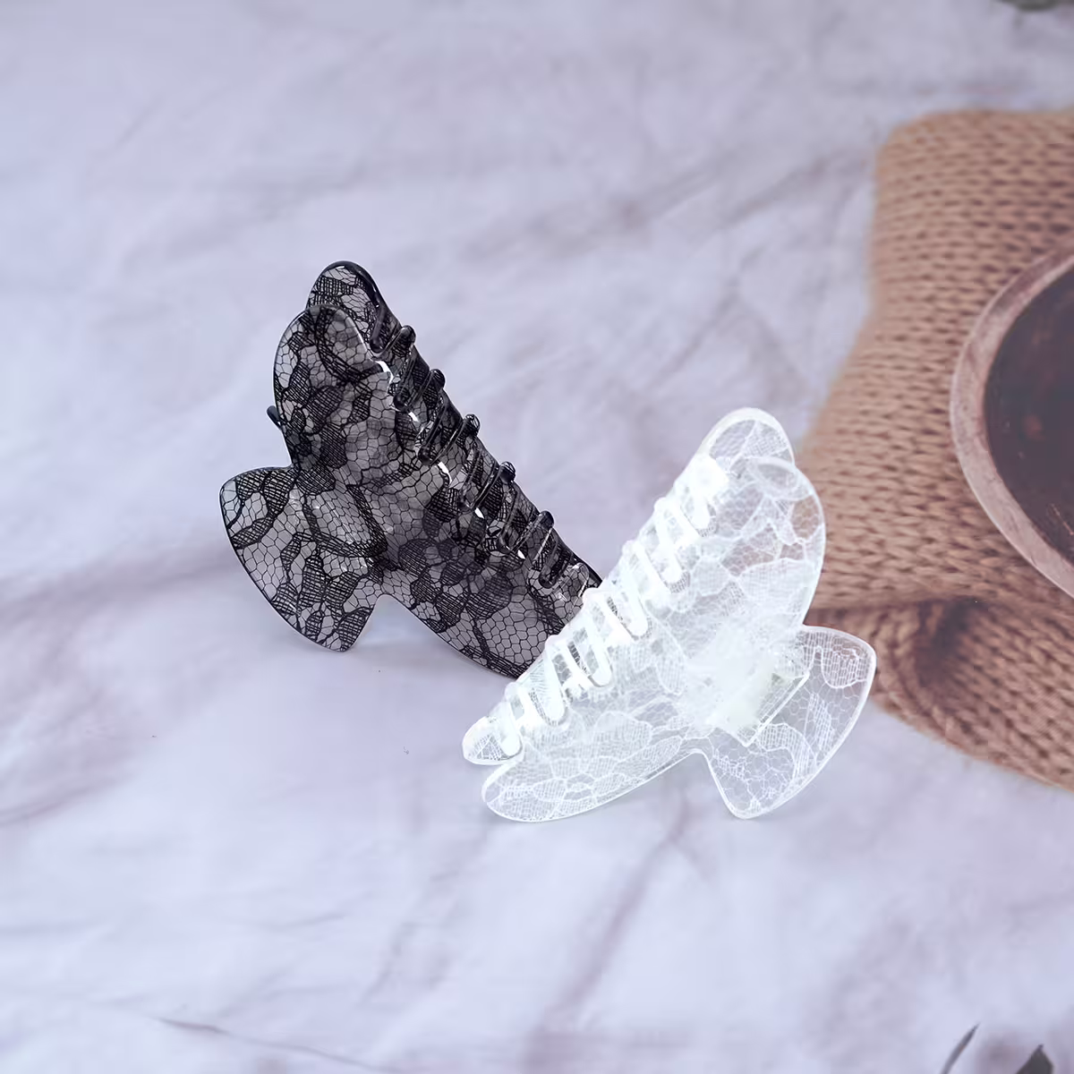 蕾絲印花壓克力×鯊魚夾×共二色-第2張