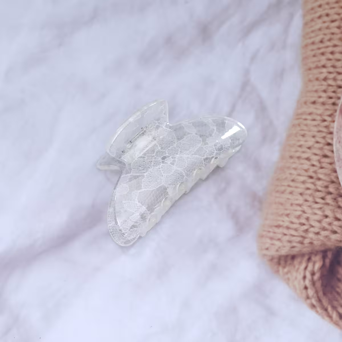 蕾絲印花壓克力×鯊魚夾×共二色-第3張
