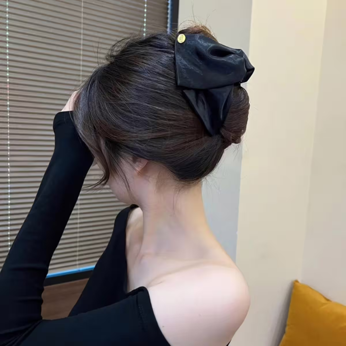 緞面包覆極簡風×鯊魚夾×共二色-第5張