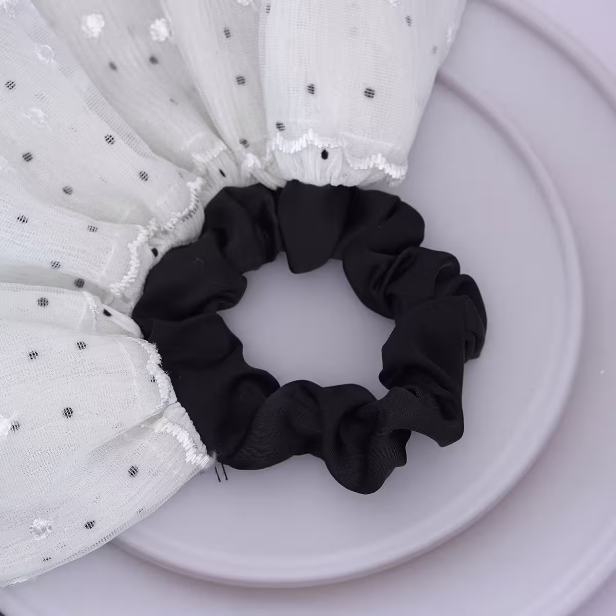 白紗點點蕾絲裙擺×大腸髮束-第4張