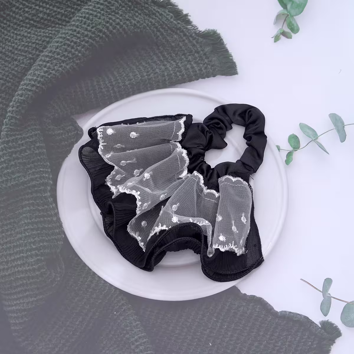 黑白點點蕾絲裙擺×大腸髮束-第1張