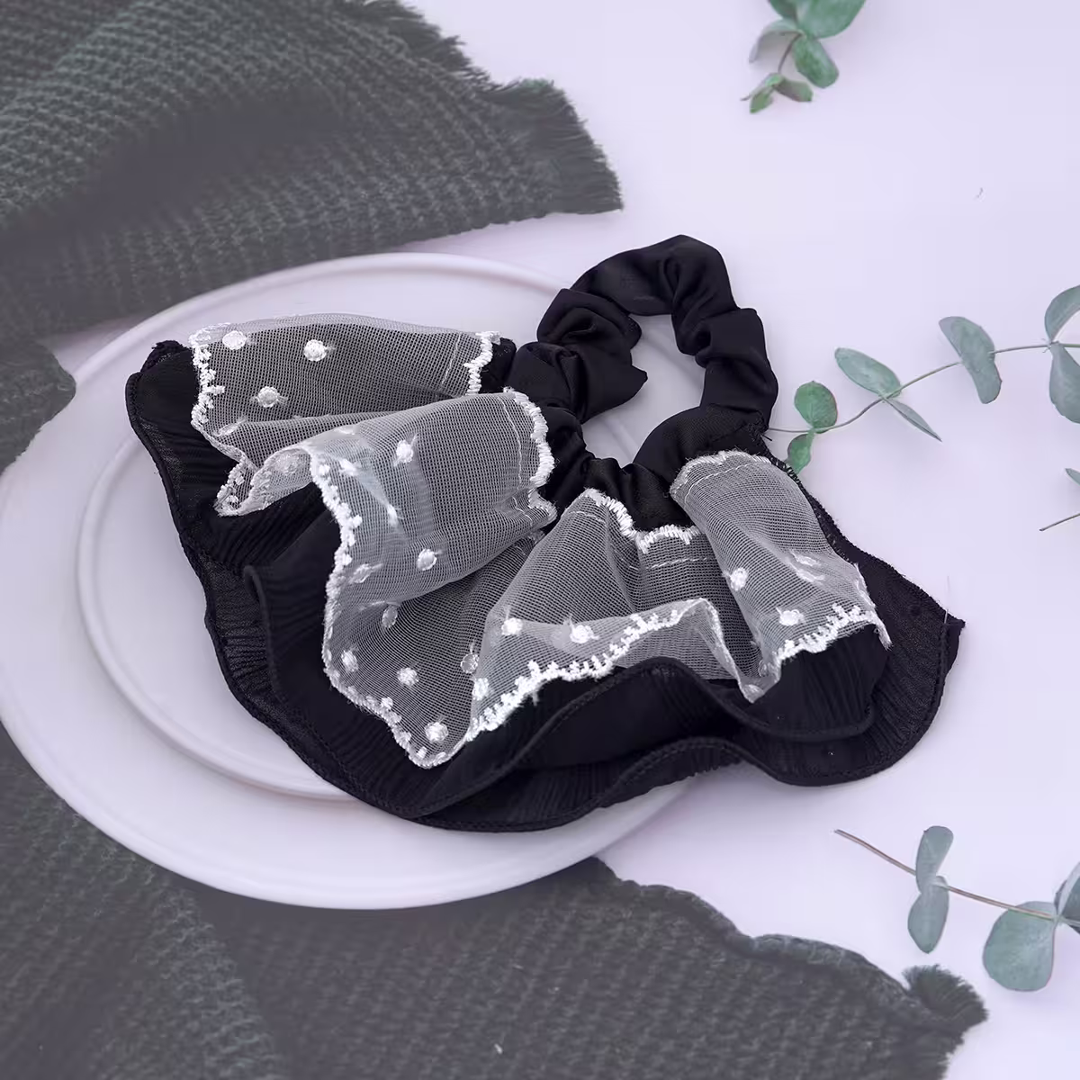 黑白點點蕾絲裙擺×大腸髮束-第2張