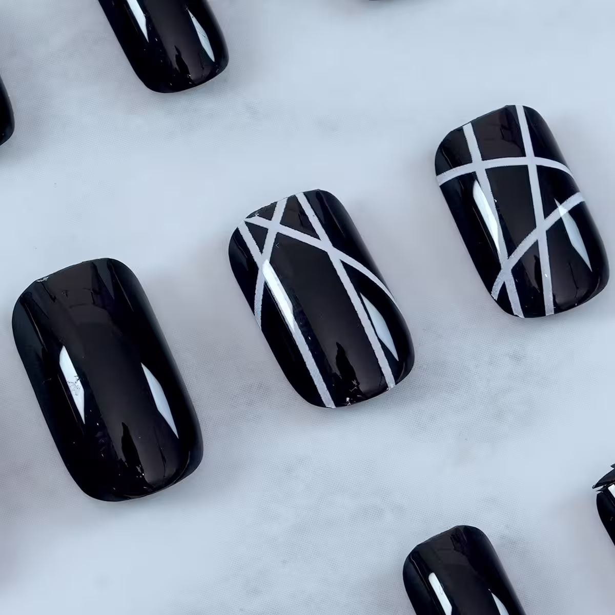 黑色極簡線條亮面×穿戴式手指甲片×二十四入-第3張